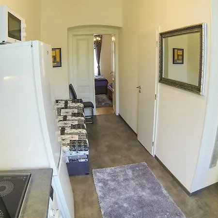 بيت ضيافة Albert 2*